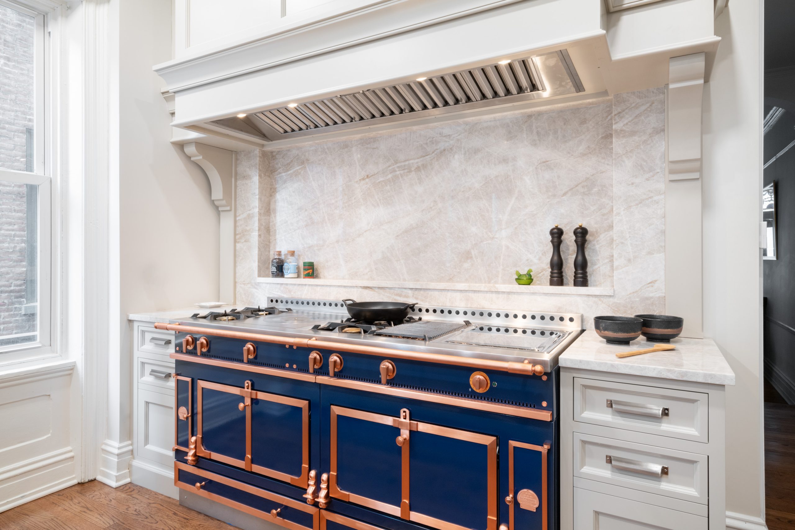 High-end kitchen general contractor